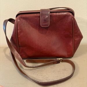 VTG Aspects Burgandy Brown Leather Crossbody Bag